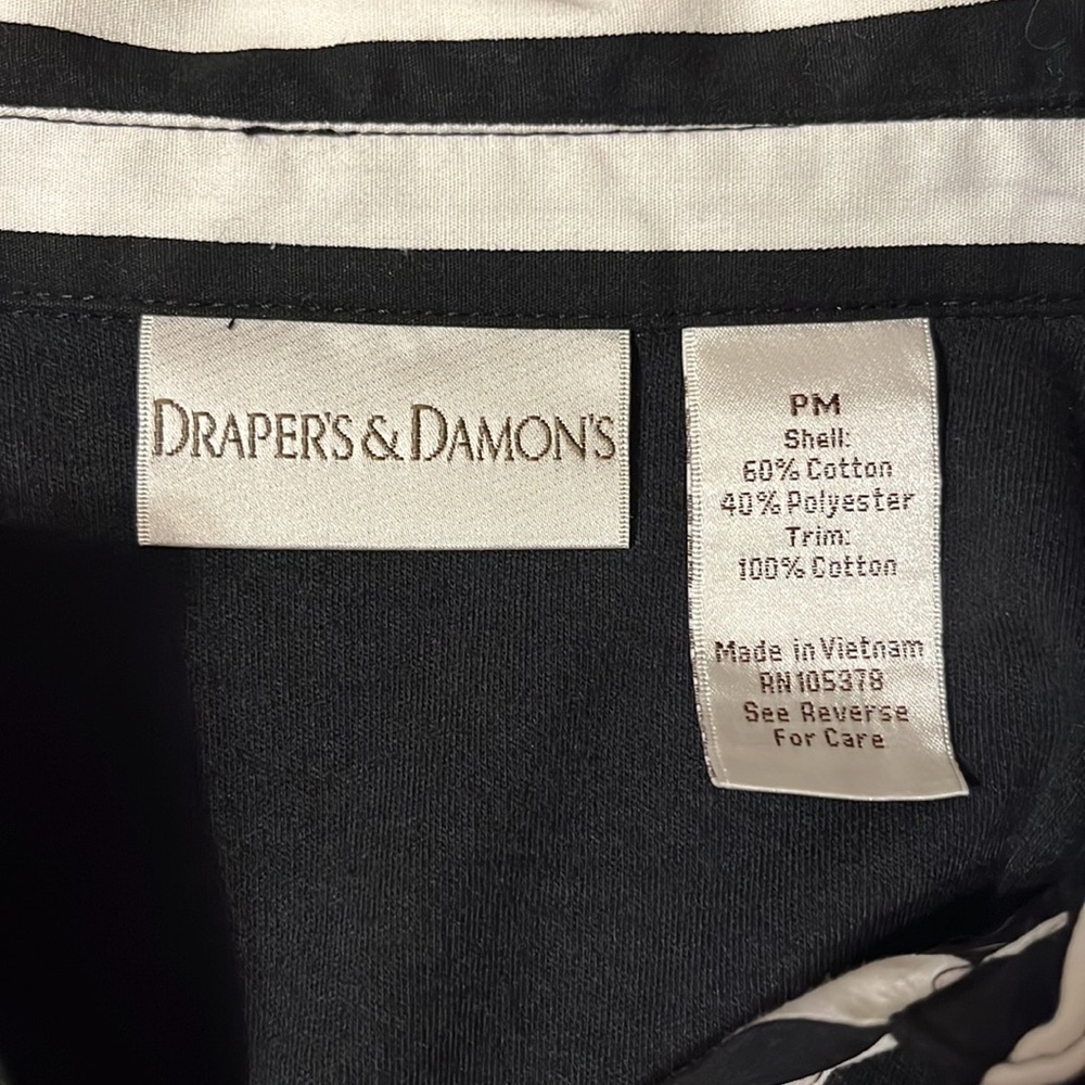 Drapers & Damons black top, stripe collar & cuffs. Sz PM - Picture 3 of 6